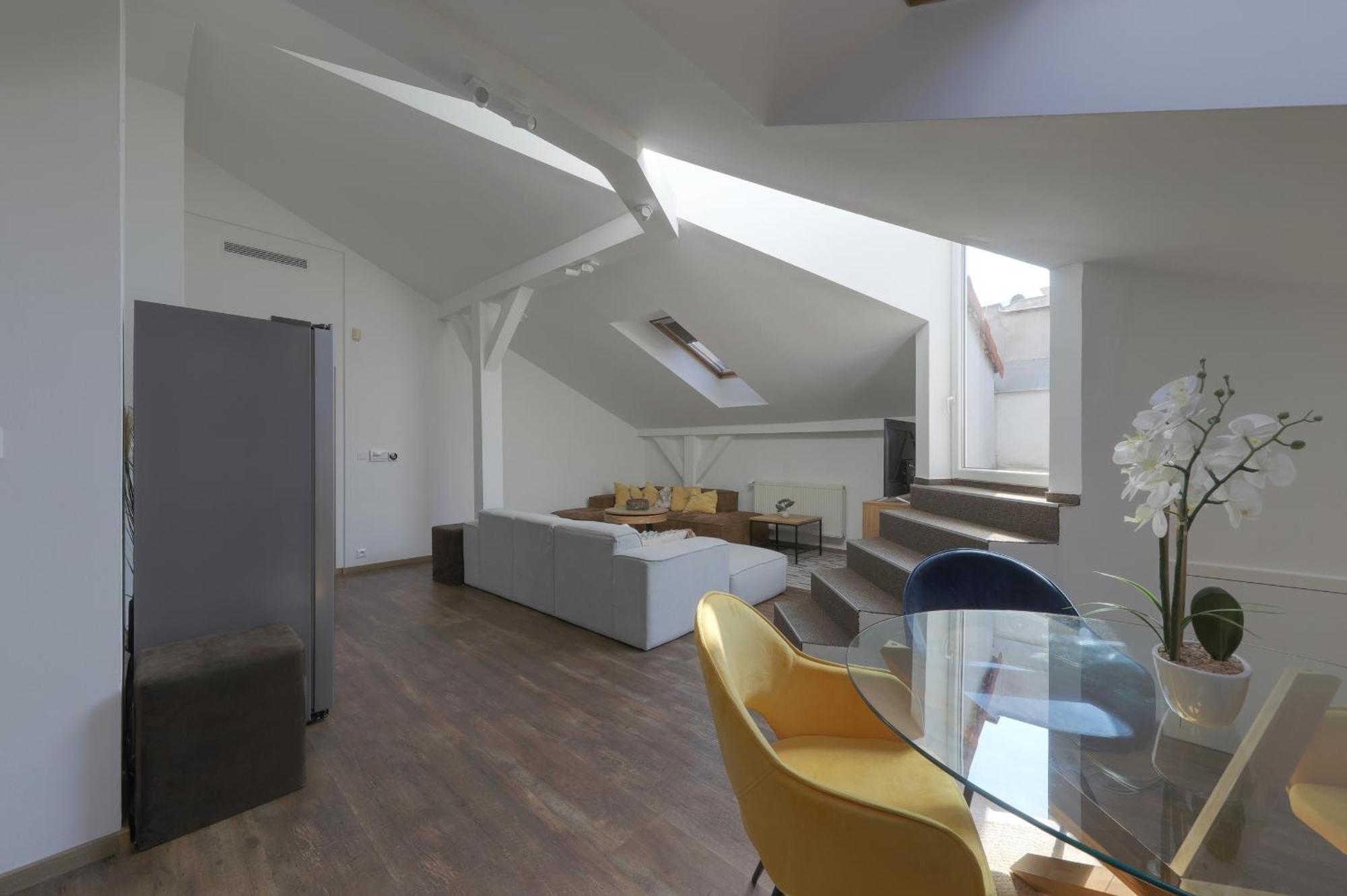 Aneri Apartment Old Town Bratislava Extérieur photo