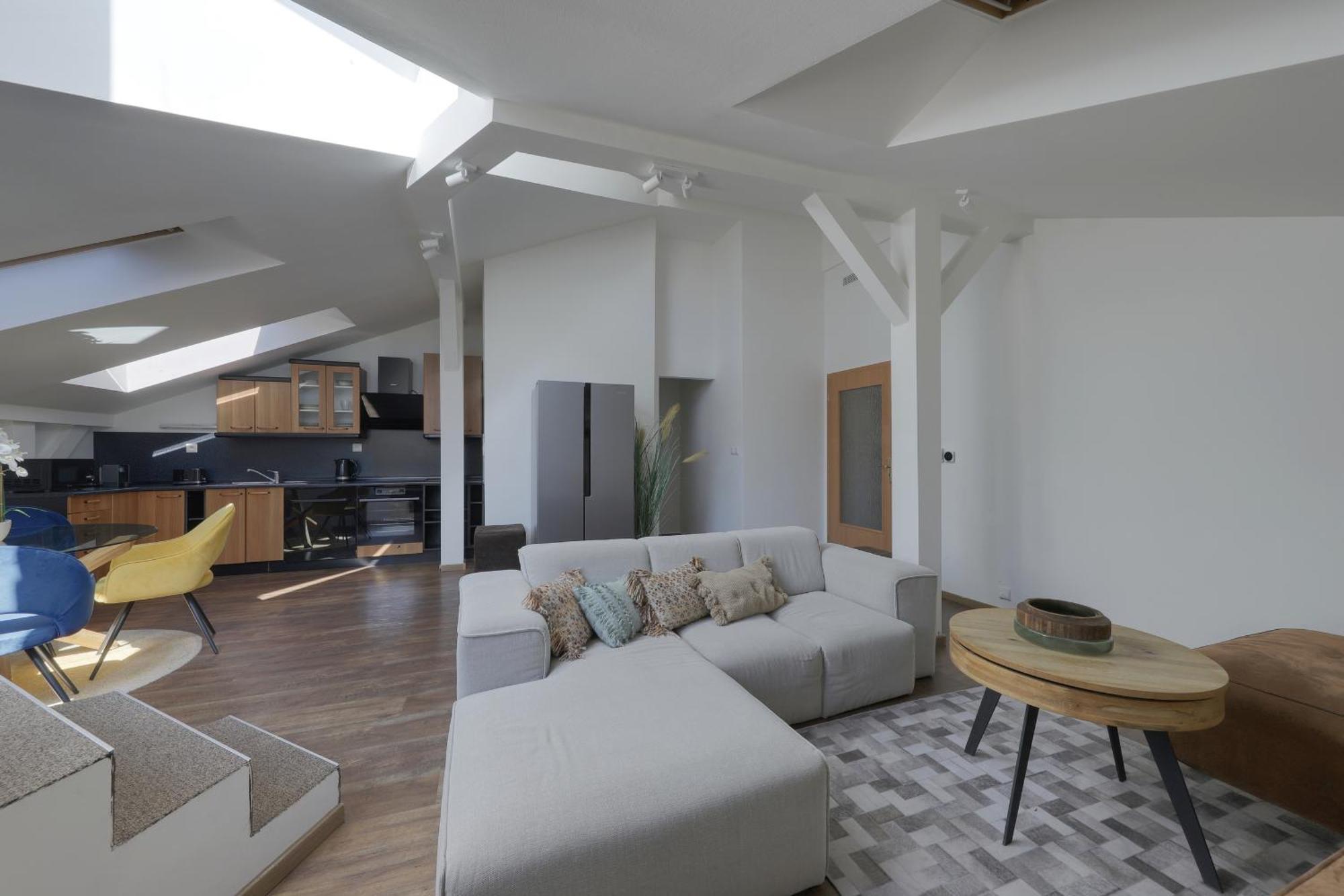 Aneri Apartment Old Town Bratislava Extérieur photo